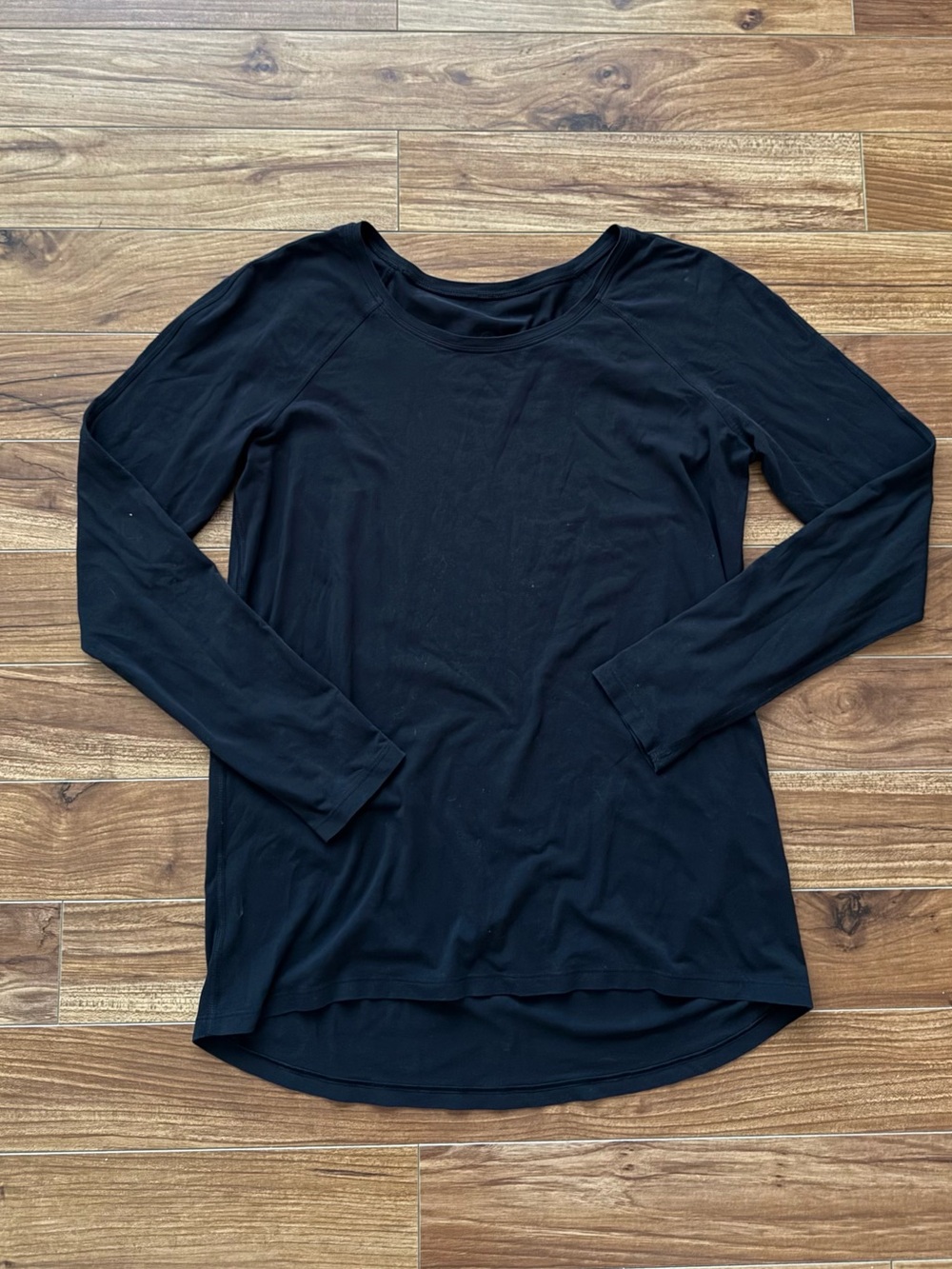 Lululemon Black Long Sleeve Scoop Neck Lightweight Athleisure Top